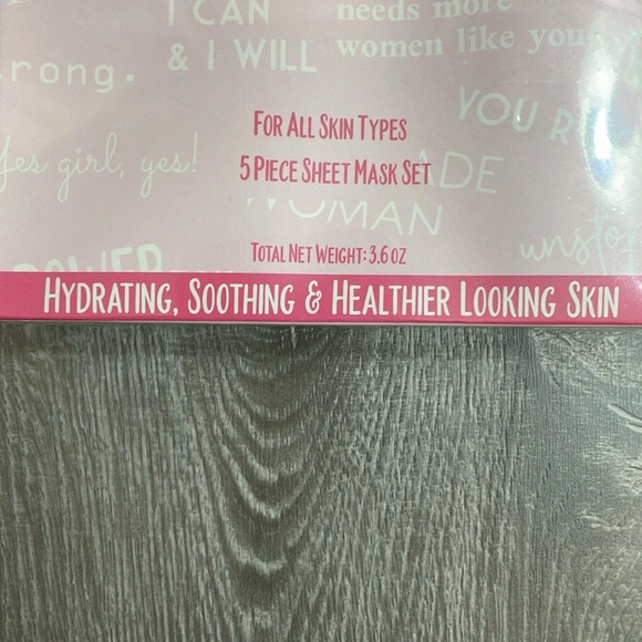 Empow{her} Beauty Face It - 5 Piece Sheet Mask Set Collagen and Peptide Infused - Picture 4 of 8